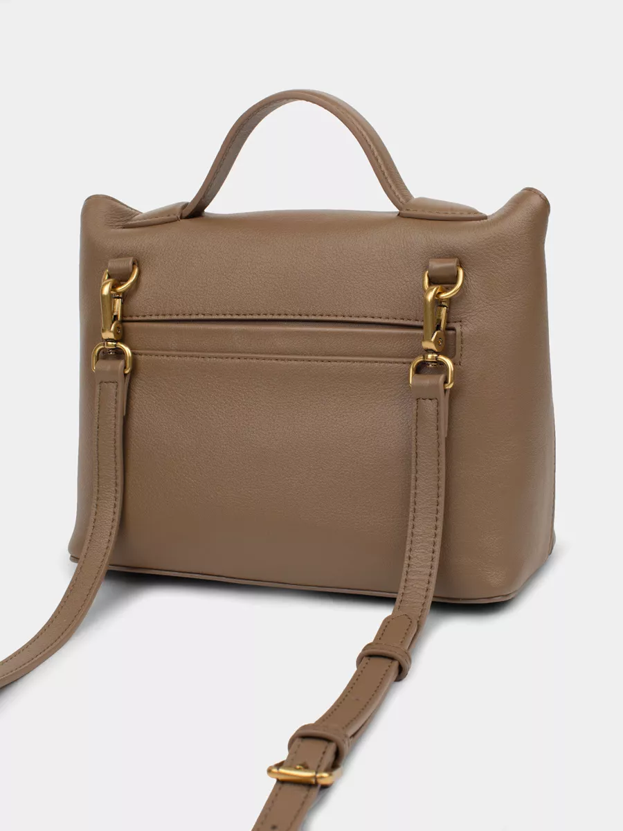 Классическая кожаная сумка Bridget mini цвет какао